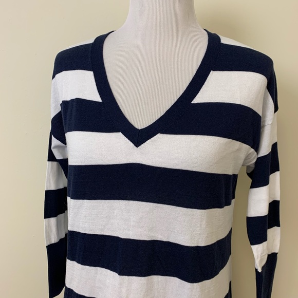 Tommy Bahama Oversized Top Size XS - Picture 2 of 7